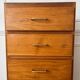 Chiffonnier en bois pieds compas