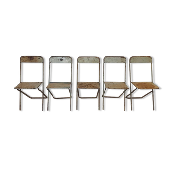 Set of 5 folding metal chairs