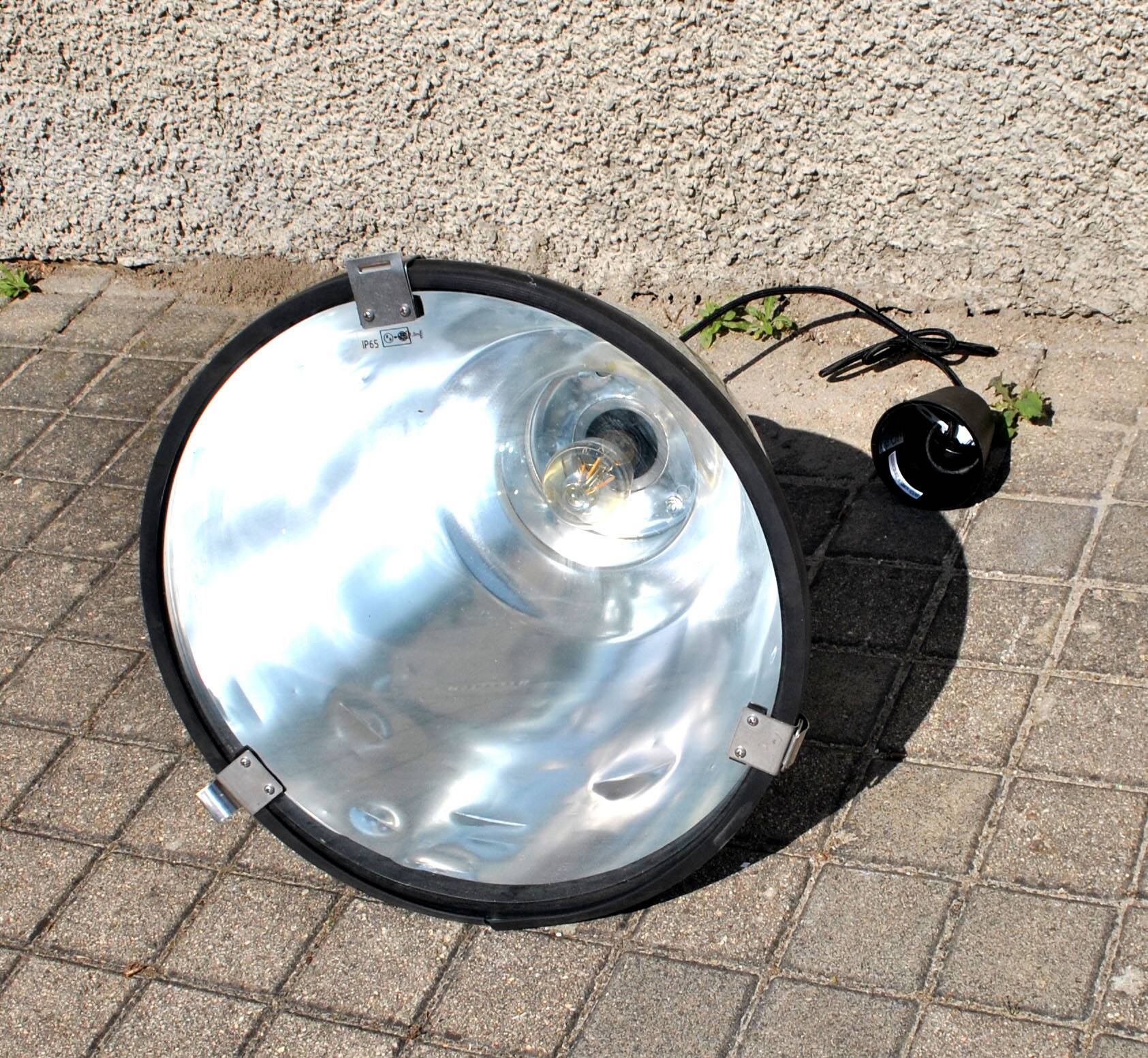 Industrial Workshop Pendant Lamp in Vintage Metal and Glass