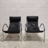 Pair of "Omega" armchairs, chrome-plated metal and leather, Habitat vintage 1980