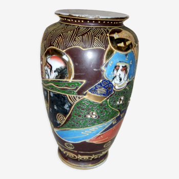 Vase du Japon Satsuma émaillé signature cachet rouge porcelaine