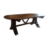 Rustic oval oak table