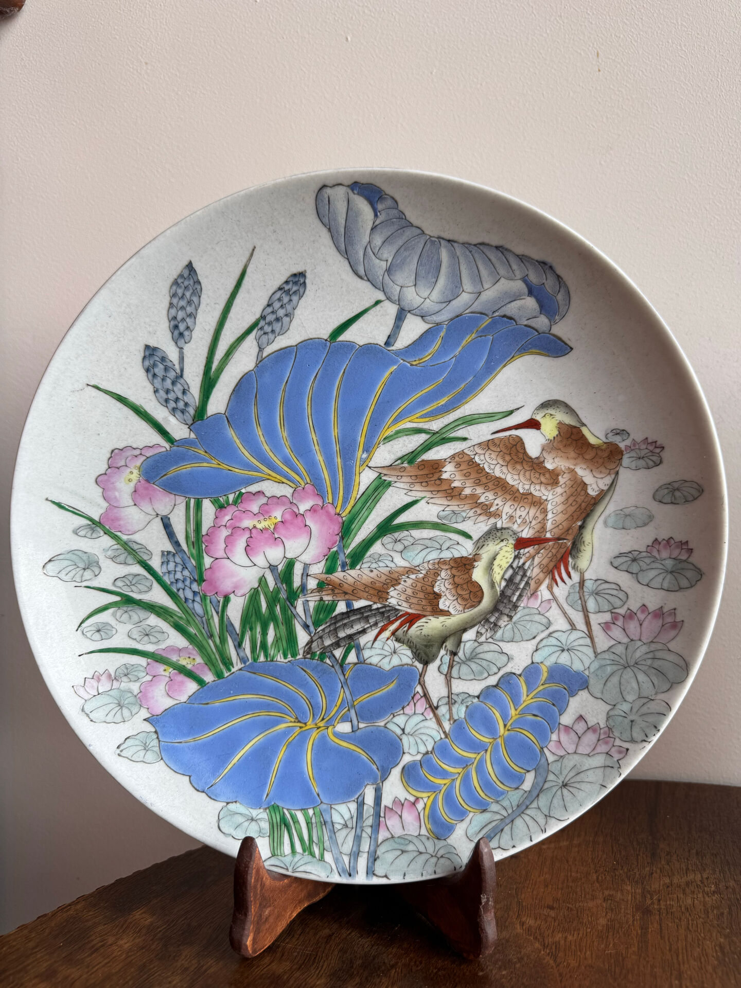 Pair of plates from Jingdezhen, China, early 20th century.