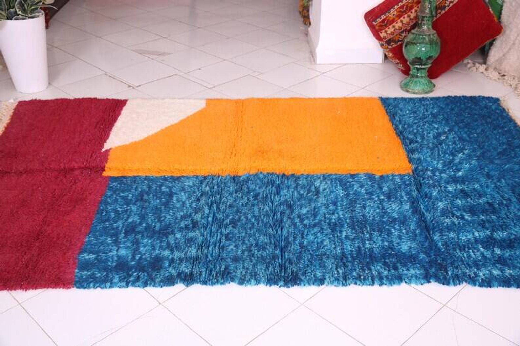 Handmade traditional Berber rug with colourful patterns, size 150/250cm.