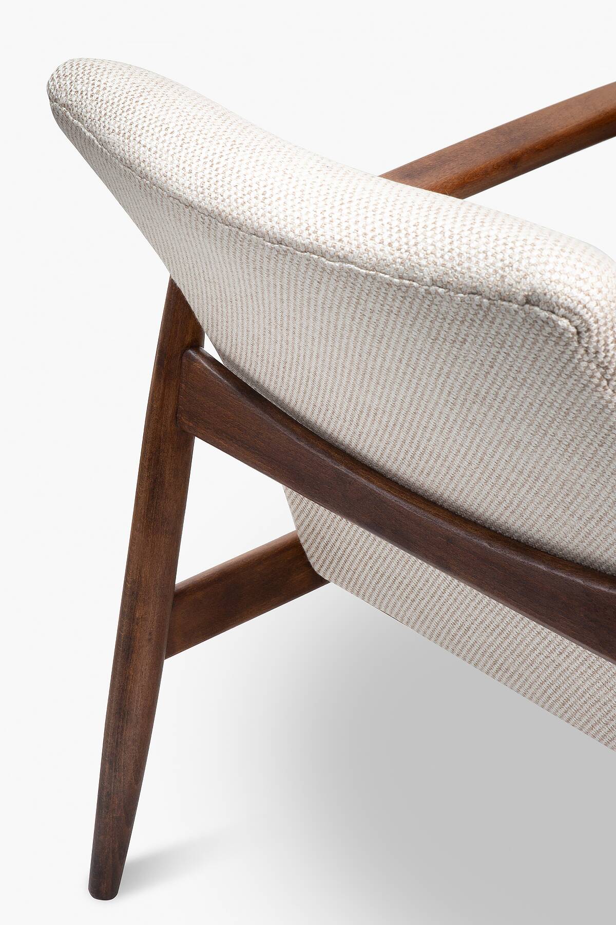 Pair of GFM-64 armchairs