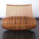 Τhe wood chair by Marc Newson, produced by Cappelini, Italy 1988.