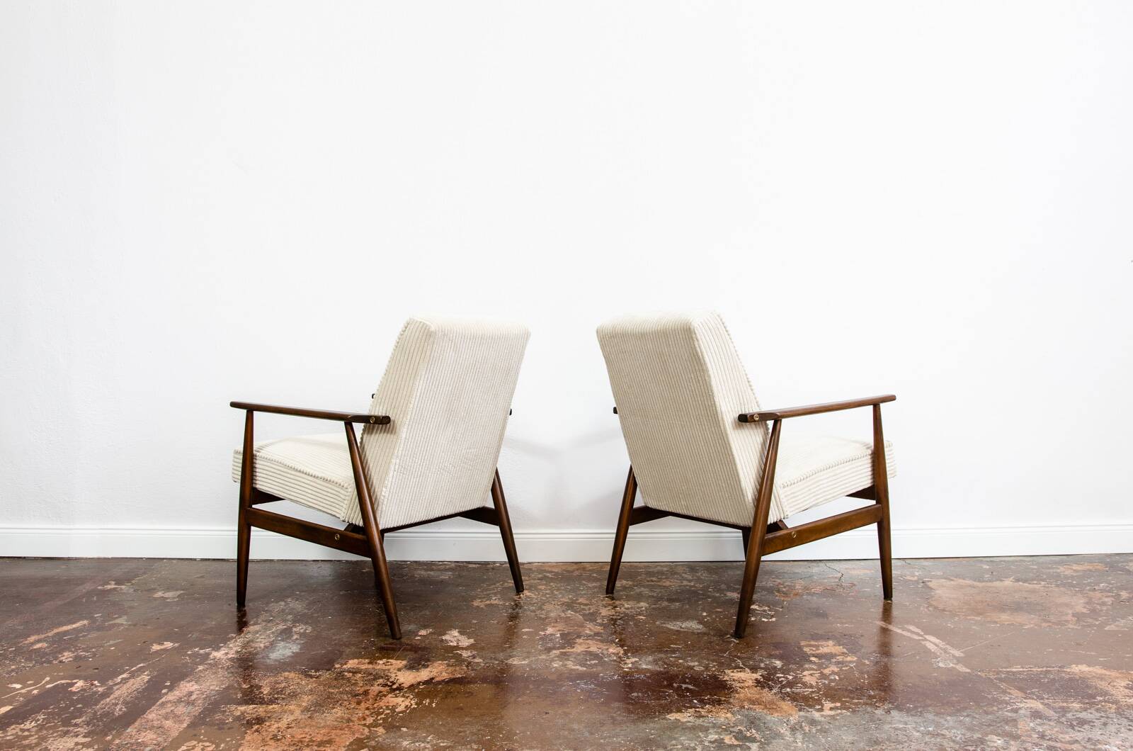 Vintage Armchairs Designed By H. Lis, Poland, 1960's, Set Of 2