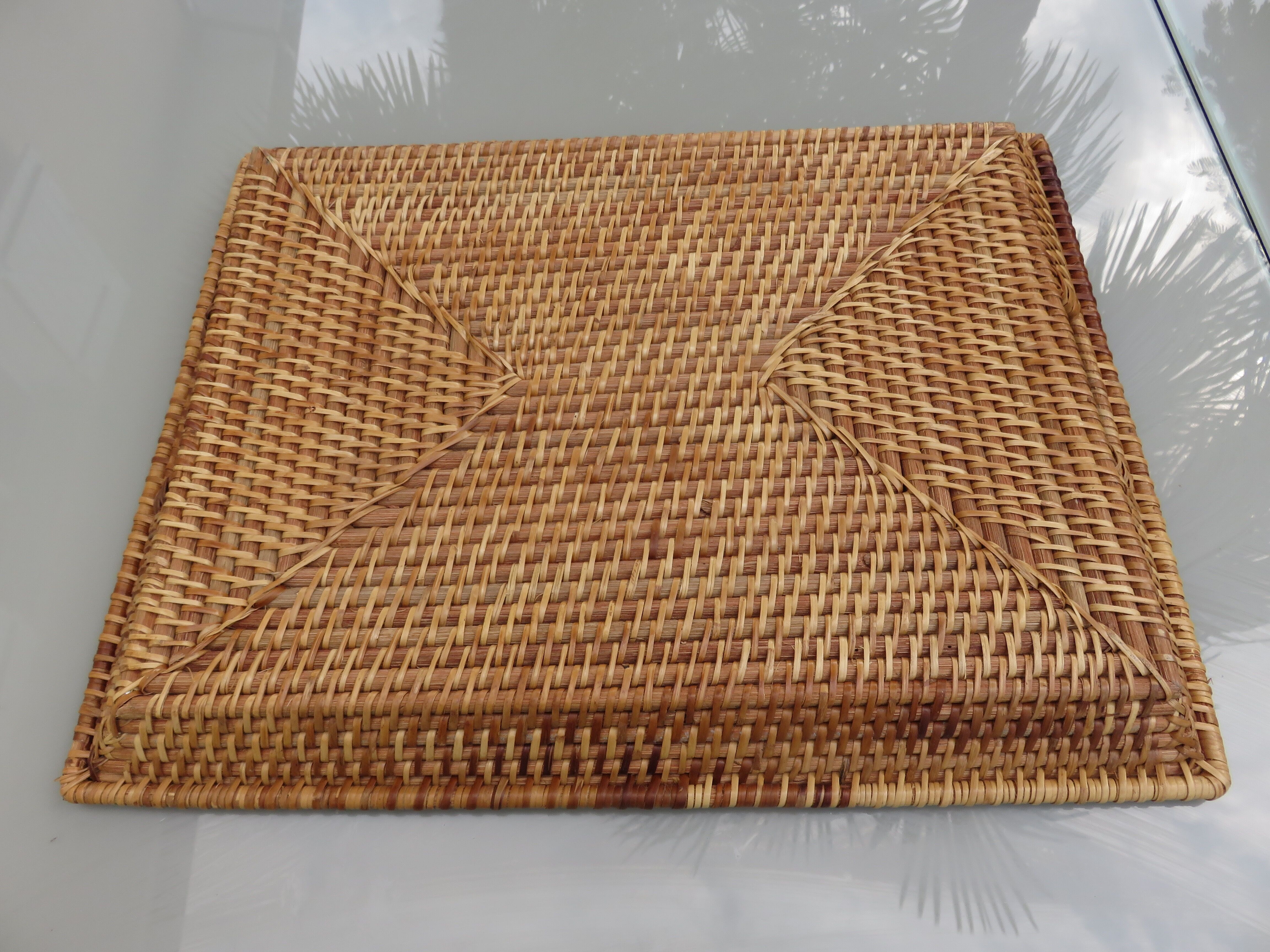 Tray with handles rattan