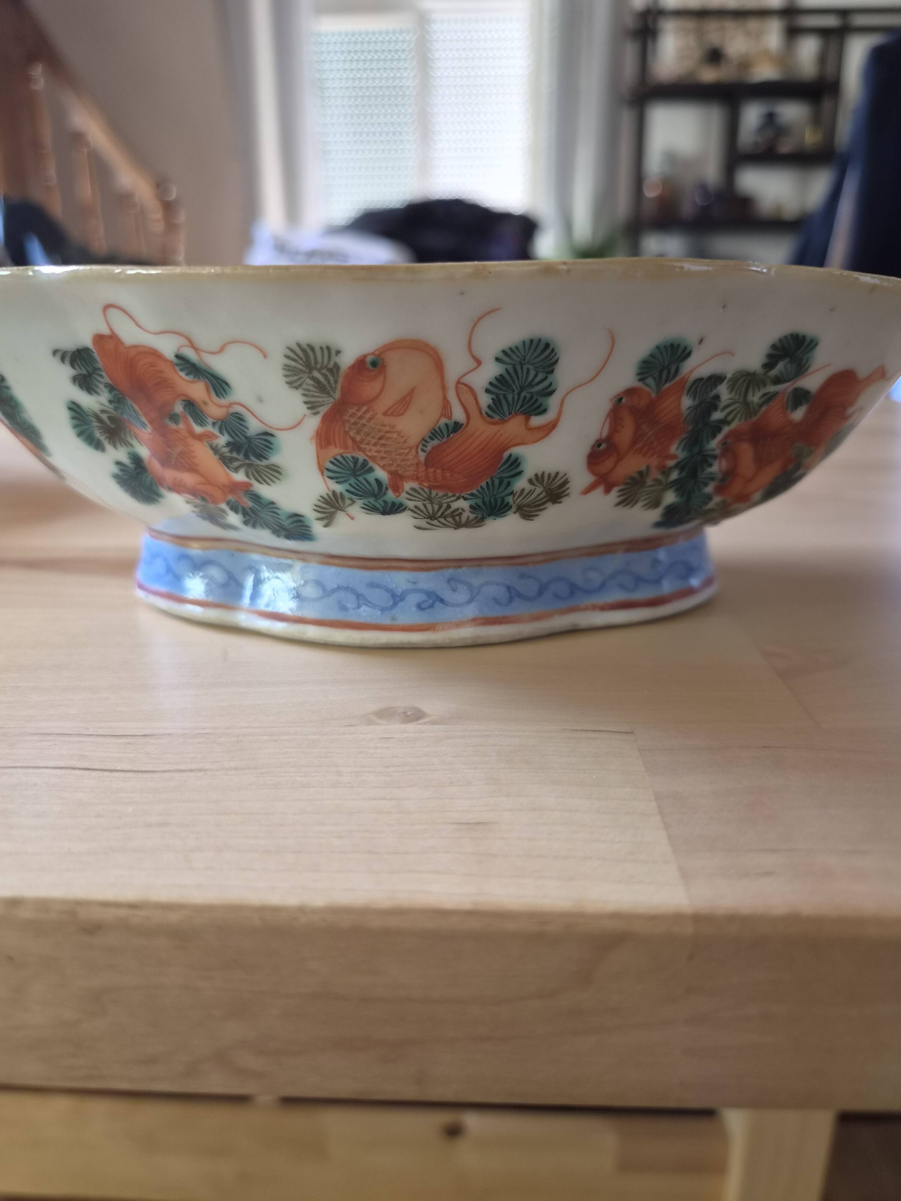 Chinese porcelain bowl
