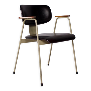 Chaise « F1 » : Willy Van Der