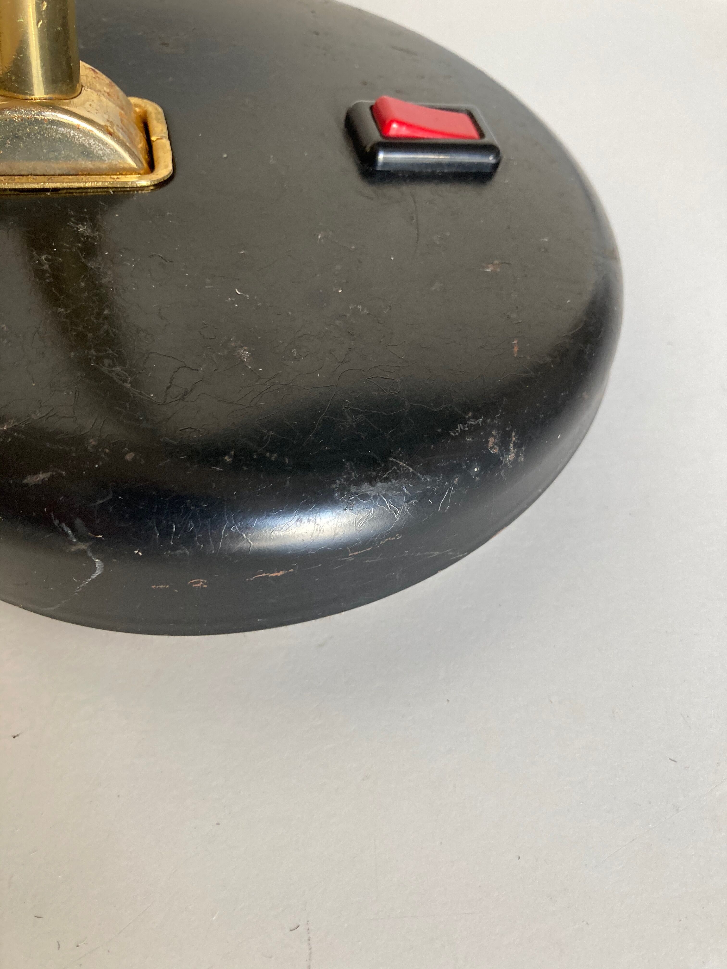 1960 black sheet metal and brass orientable lamp