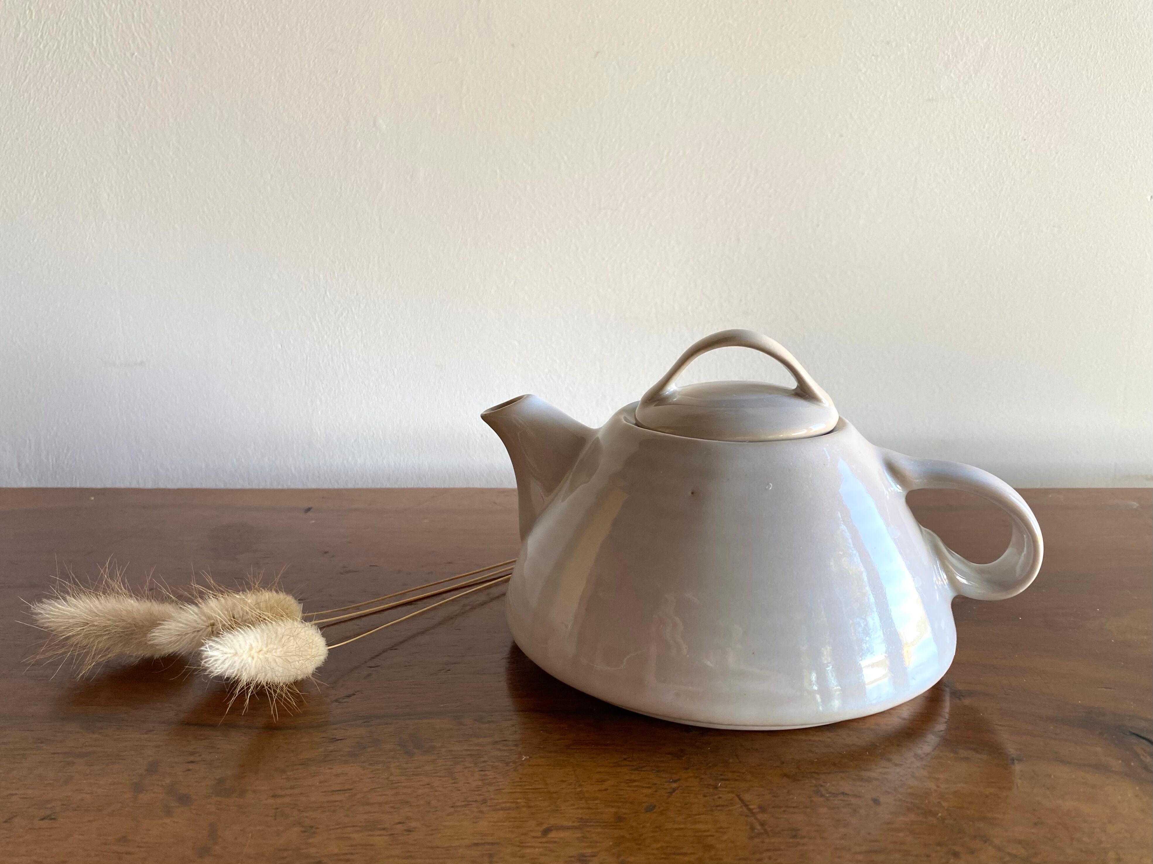 Scandinavian conical teapot 0.5L