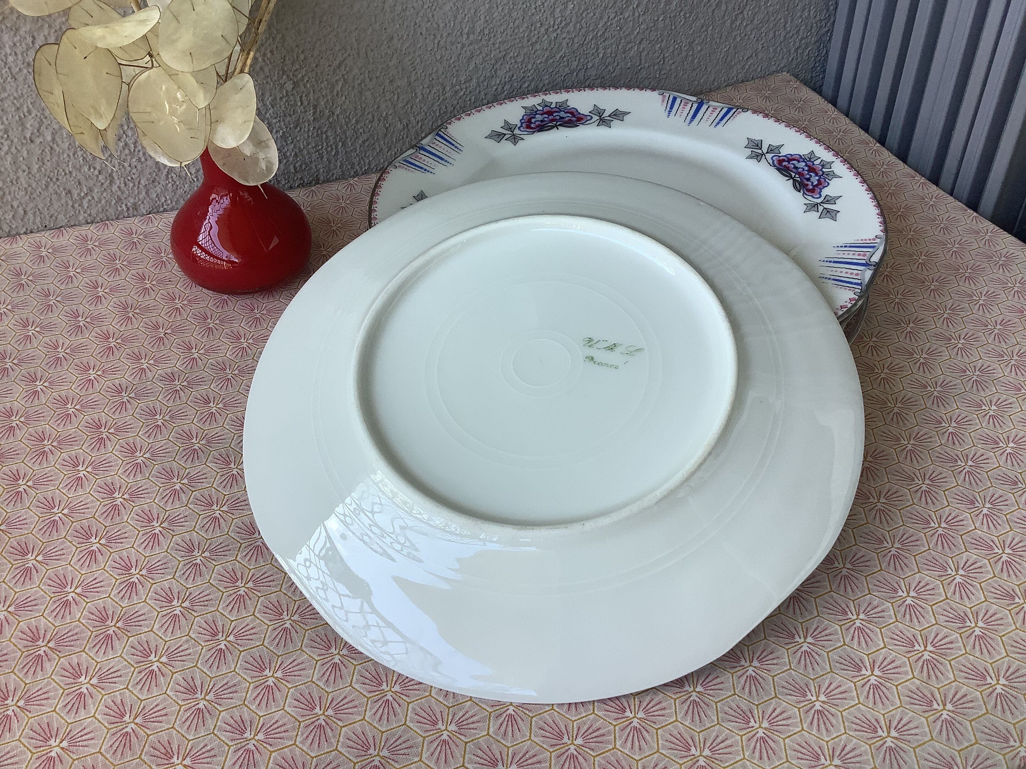 Limoges porcelain plates UML art deco