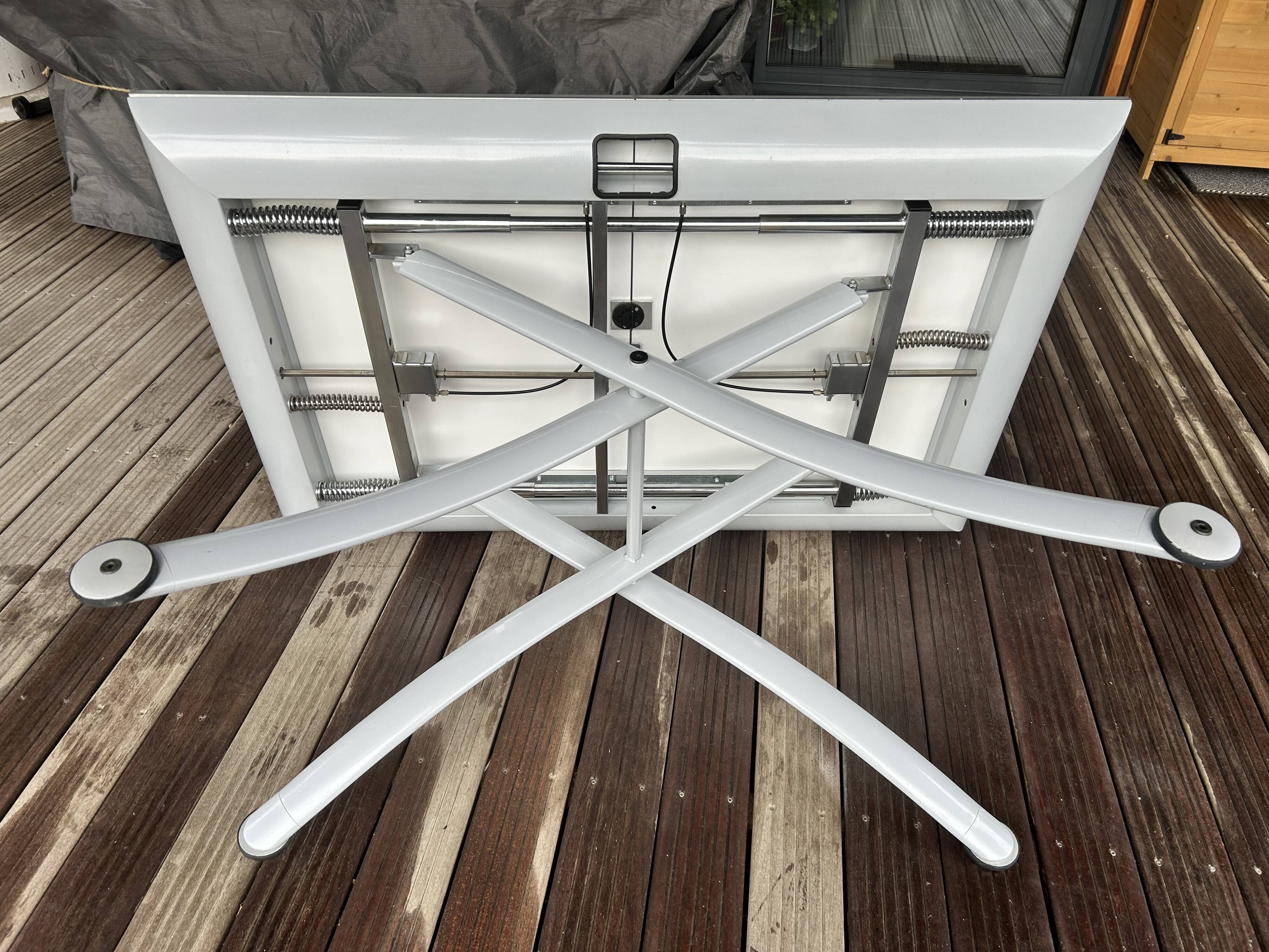 YoYo Table Ligne Roset
