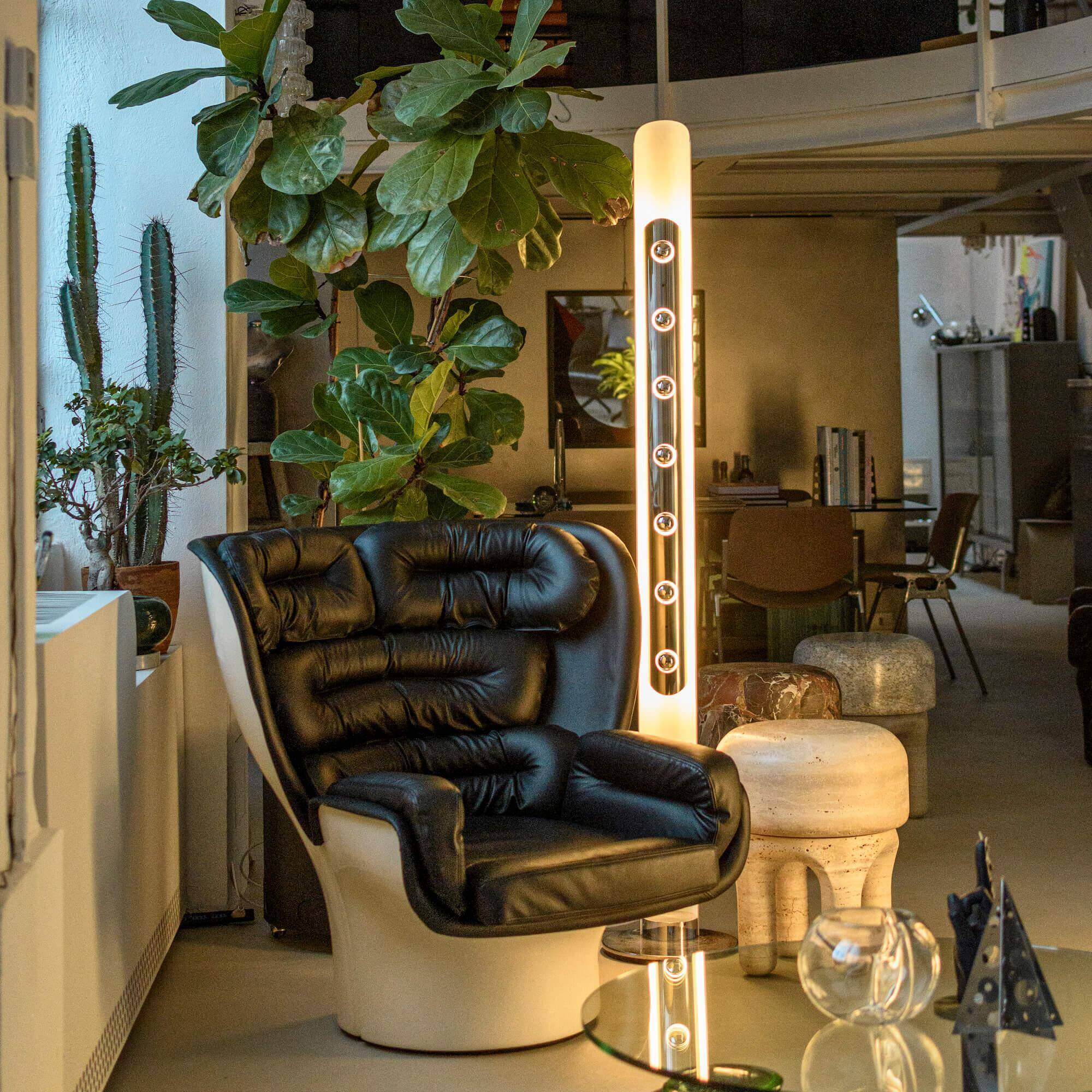 Vintage Italian Chromed Space Age totem lamp by Enrico Tronconi, made in Italy