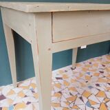 Farm table revisited in khaki