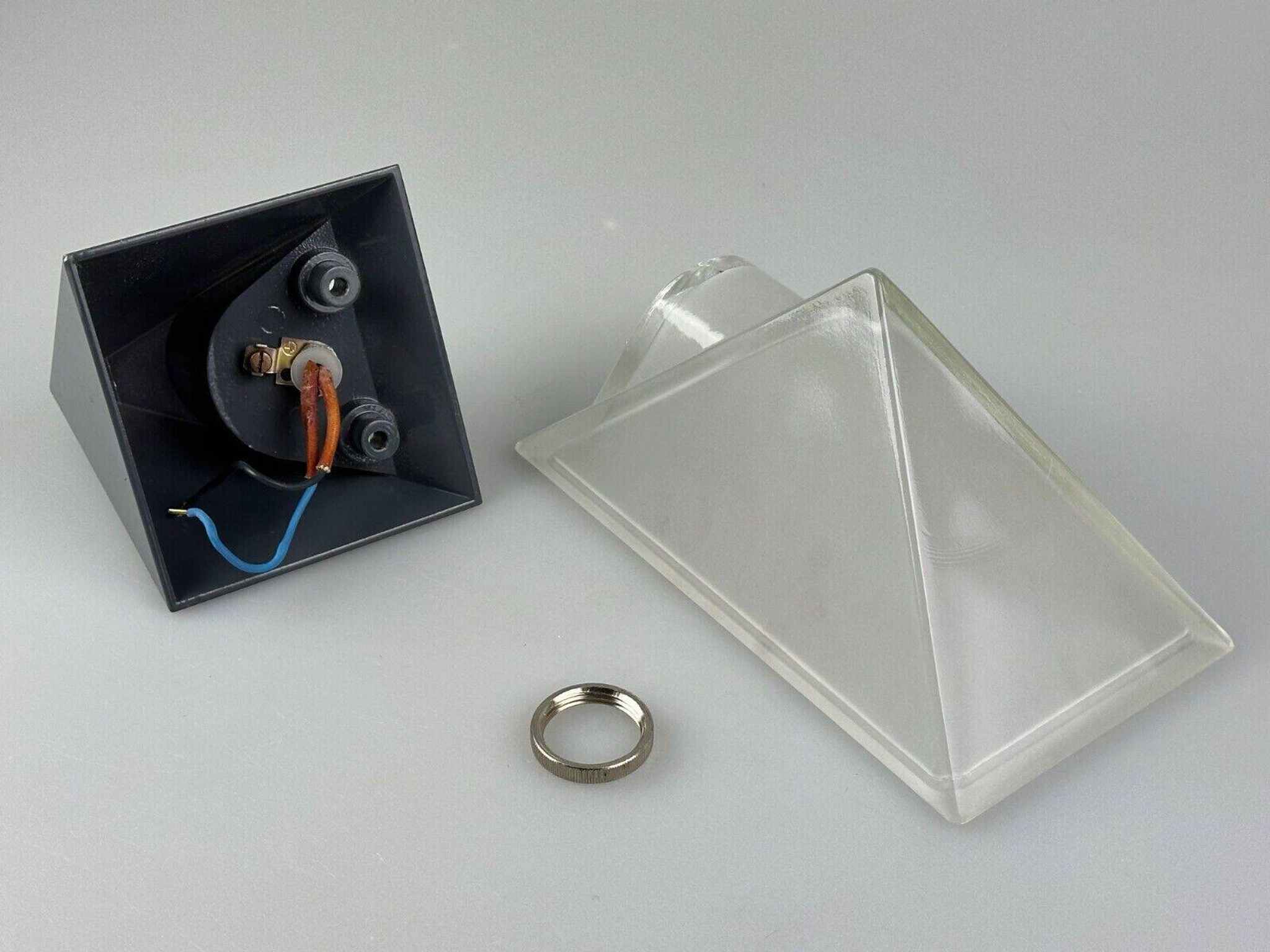 60s 70s Peill & Putzler Cube wall lamp Wall Sconce Ice Glass Space Age