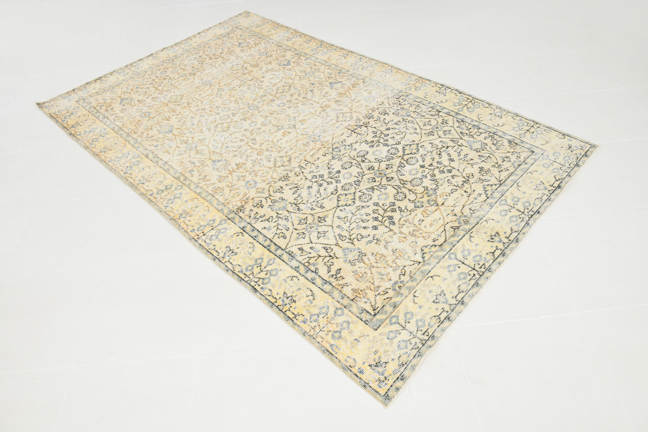 5x8 beige yellow tones turkish rug 247x152cm
