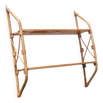 Etagère murale planches en bois et montants en rotin bambou