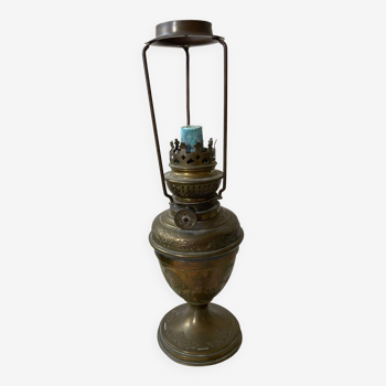 Copper oil lamp with floral pattern