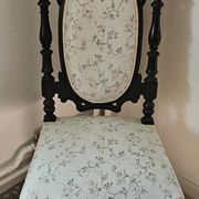 Chaise ancienne dite " de nourrice "