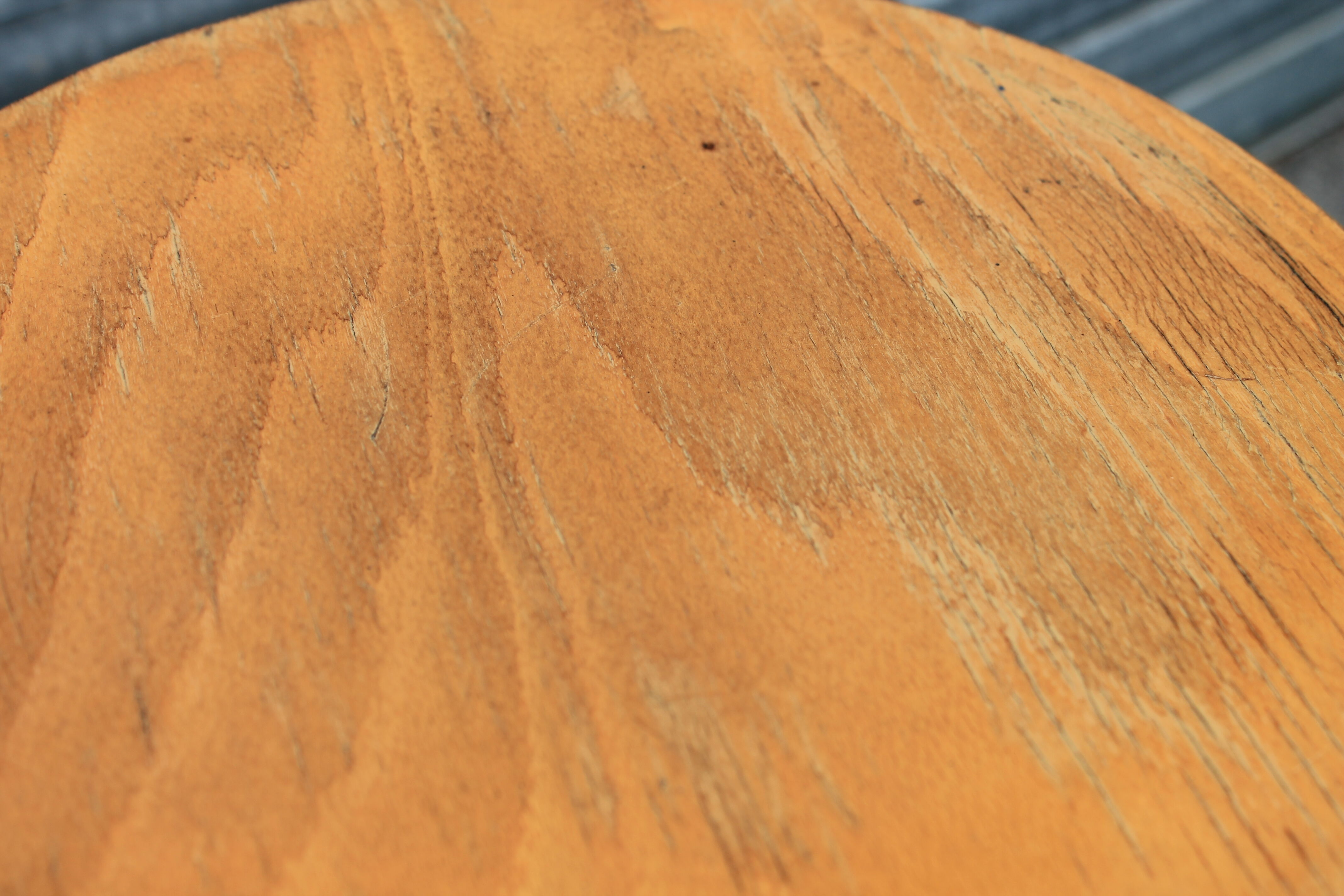 Baumann Mondor stool