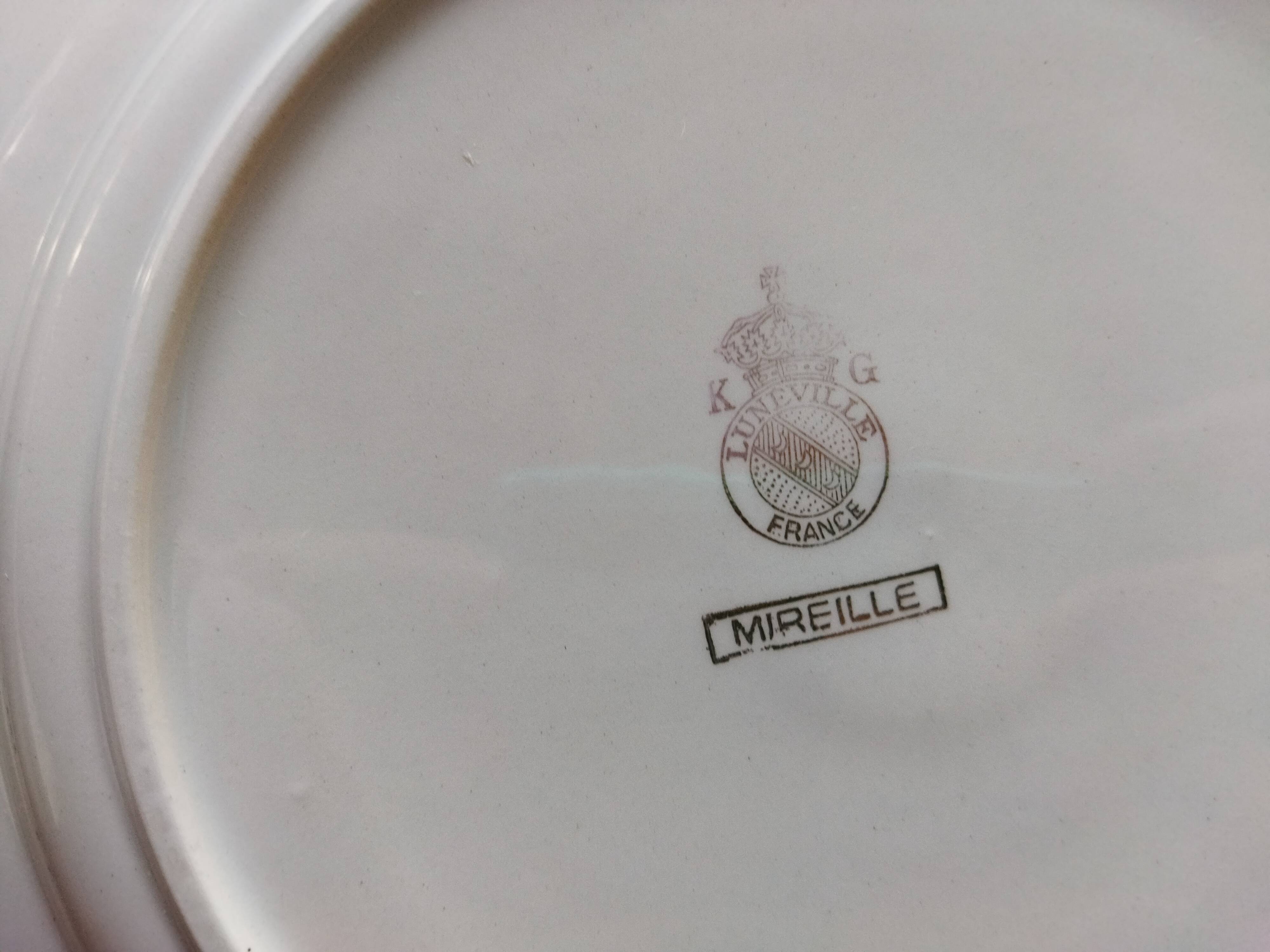 8 assiettes plates K&G Lunéville