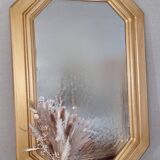 Golden mirror