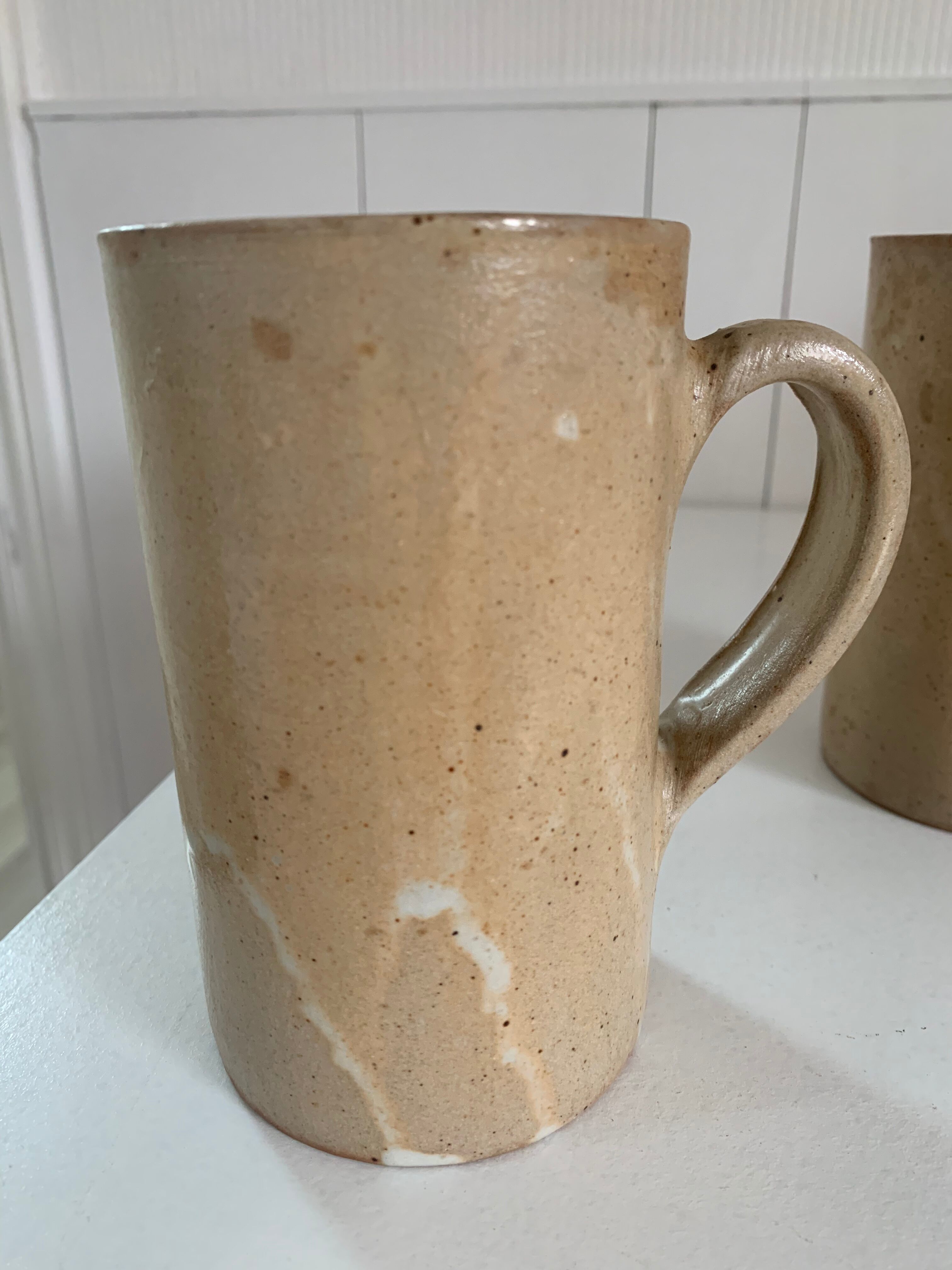 Mugs en grès