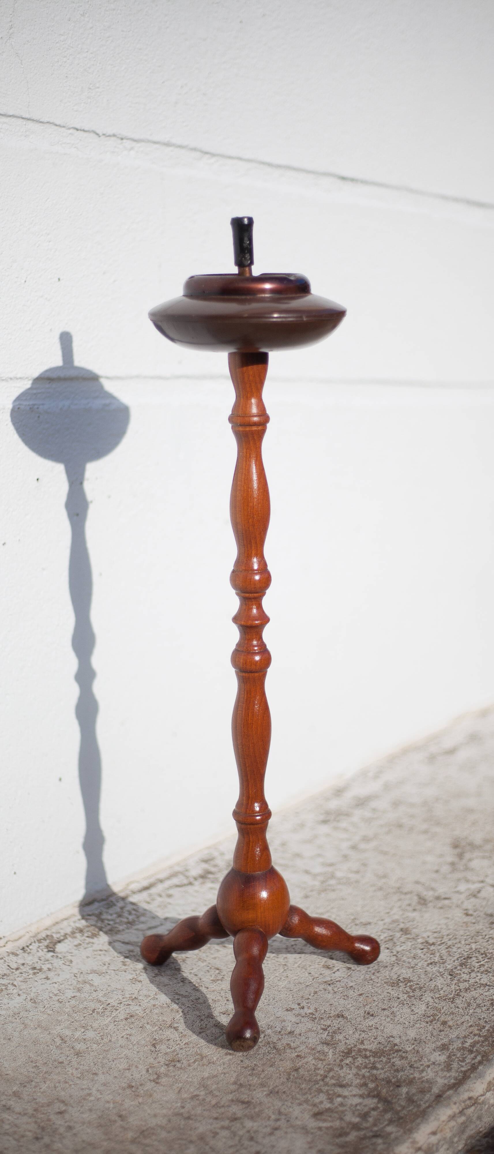 Vintage ashtray, ashtray on tripod wooden foot, push ashtray, tripod ashtray