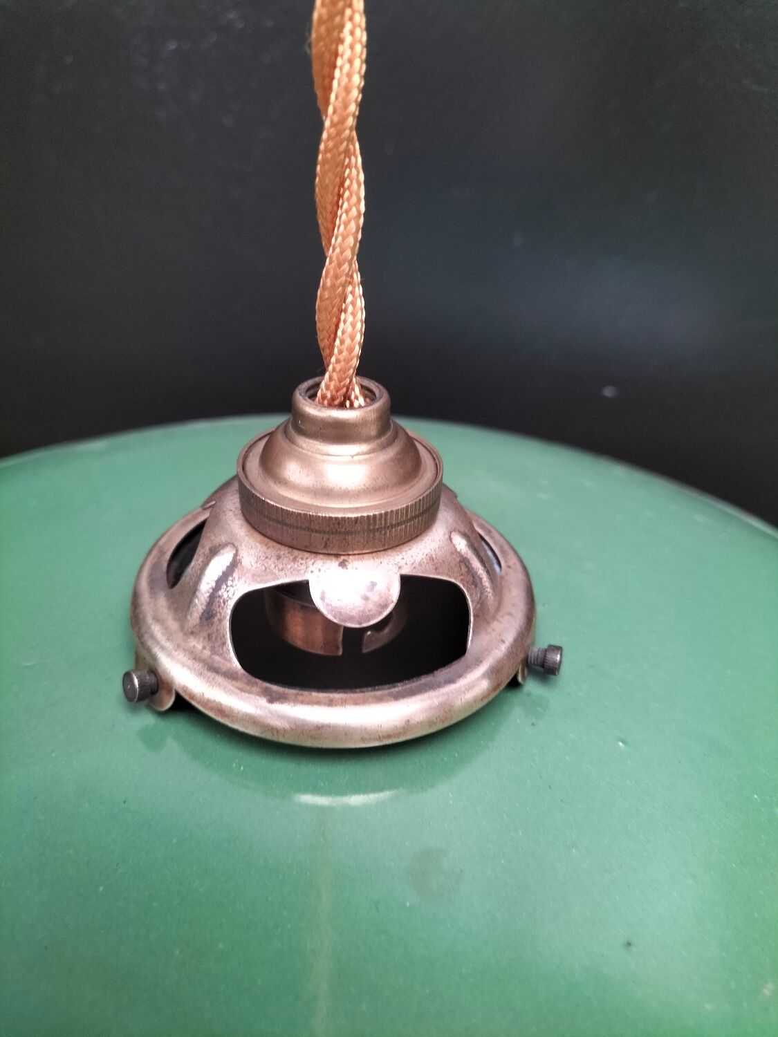 3 suspensions en tôles émaillées