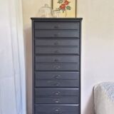 Drawer cabinet