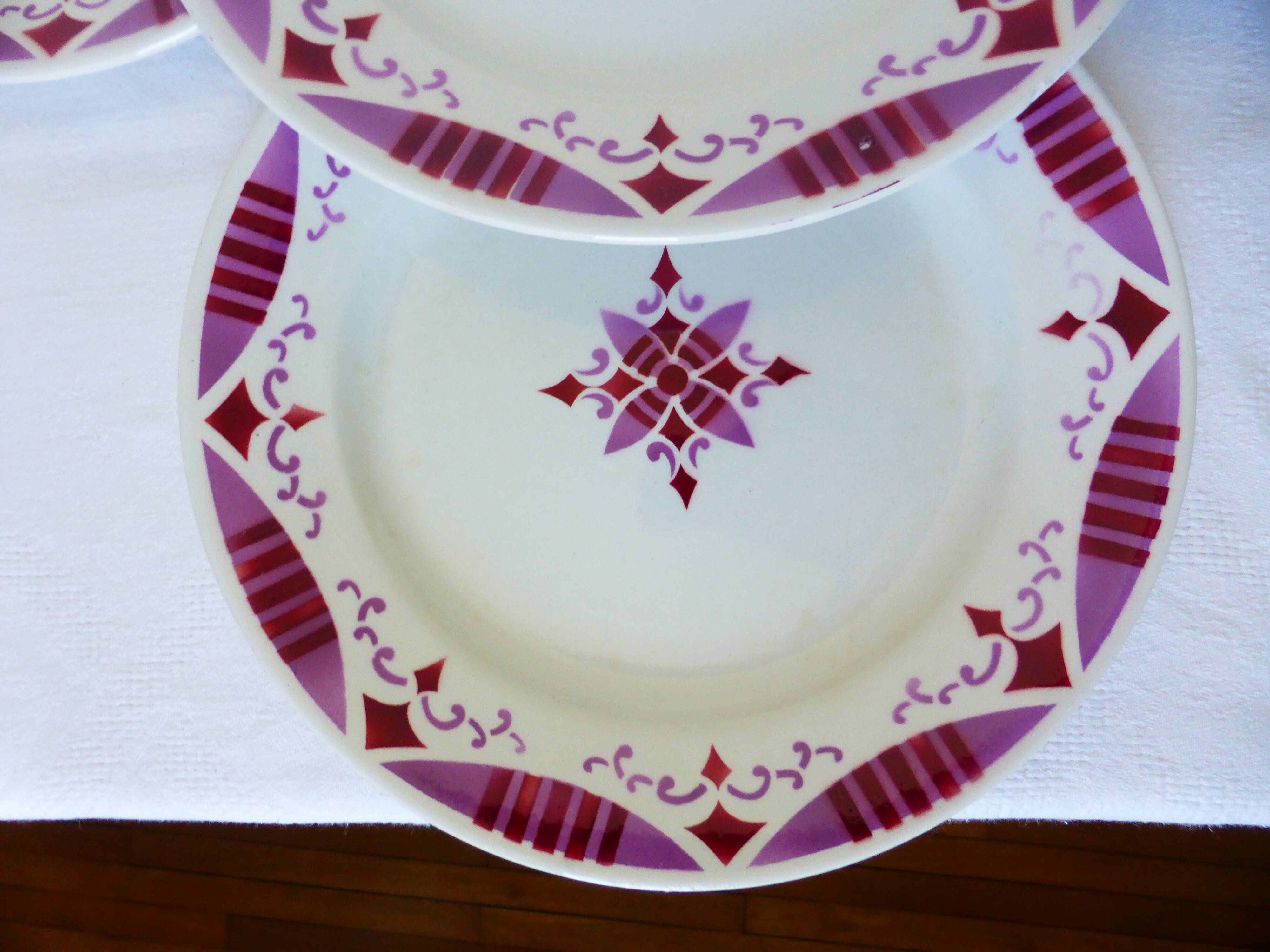 4 flat plates in iron earth from the Moulin des Loups and hamage, Madeleine model 2106197