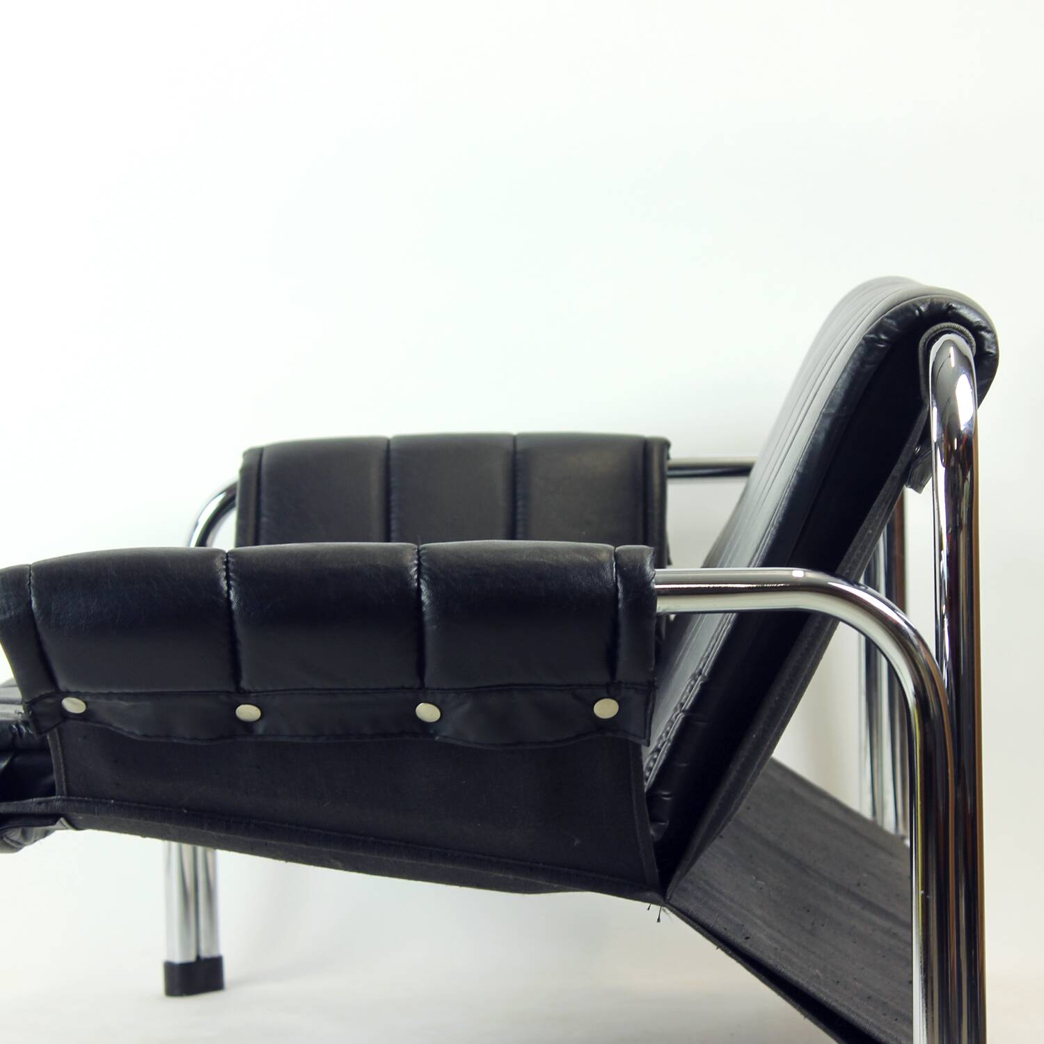 Modernist T 2403 Loveseat By Viliam Chlebo For Kodreta Myjava, Czechoslovak