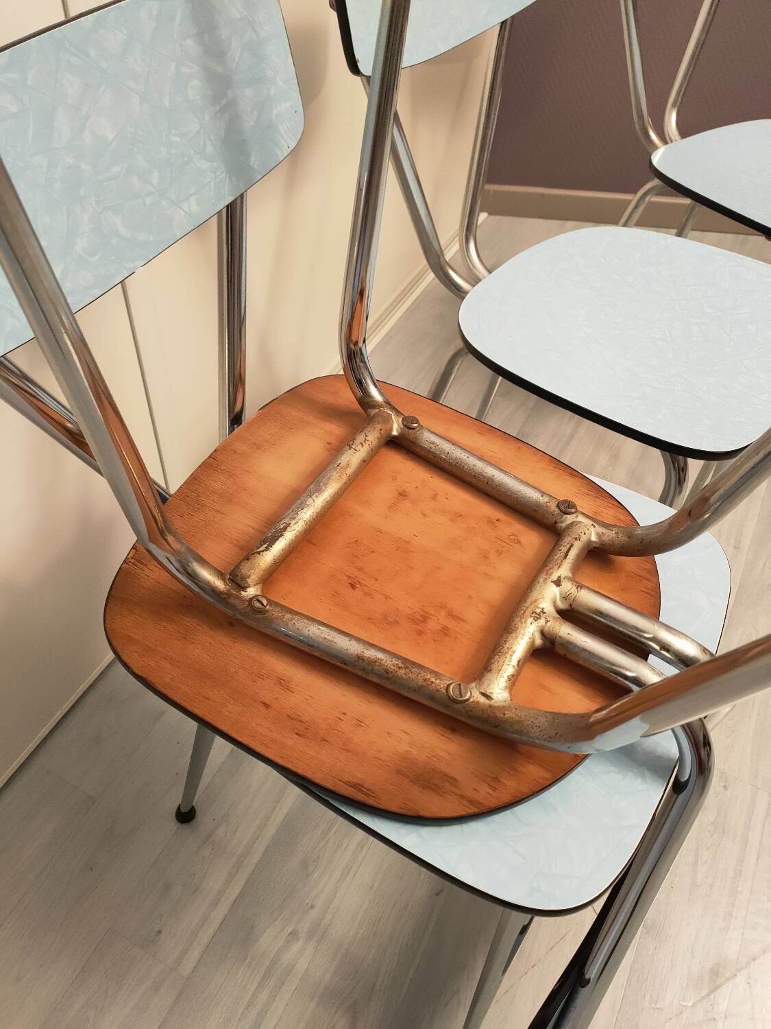 4 formica kitchen chairs