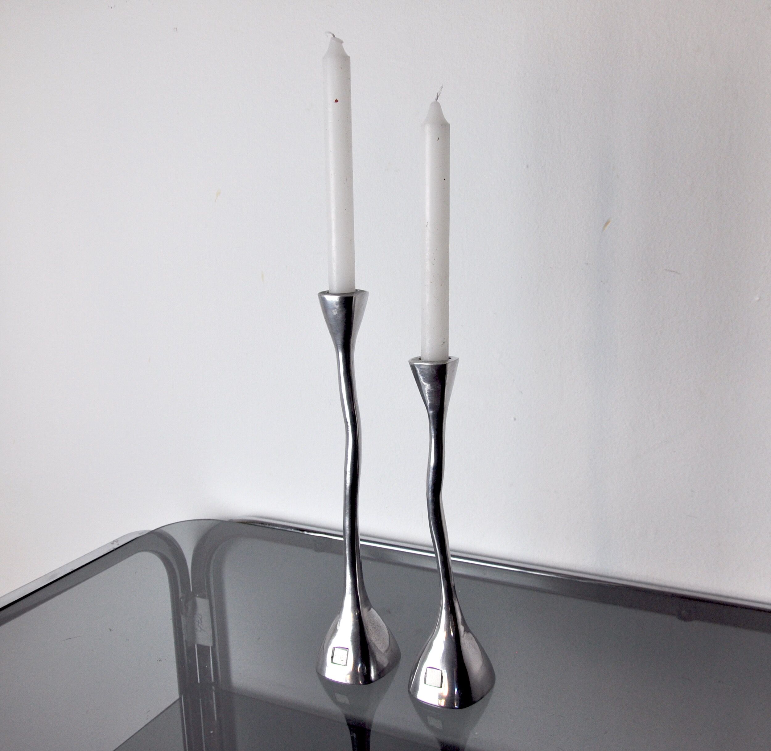 Pair of zigzag candle holders, solid aluminum and polished stone, art3, Spain, 1970
