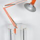 Lampe d'architecte orange