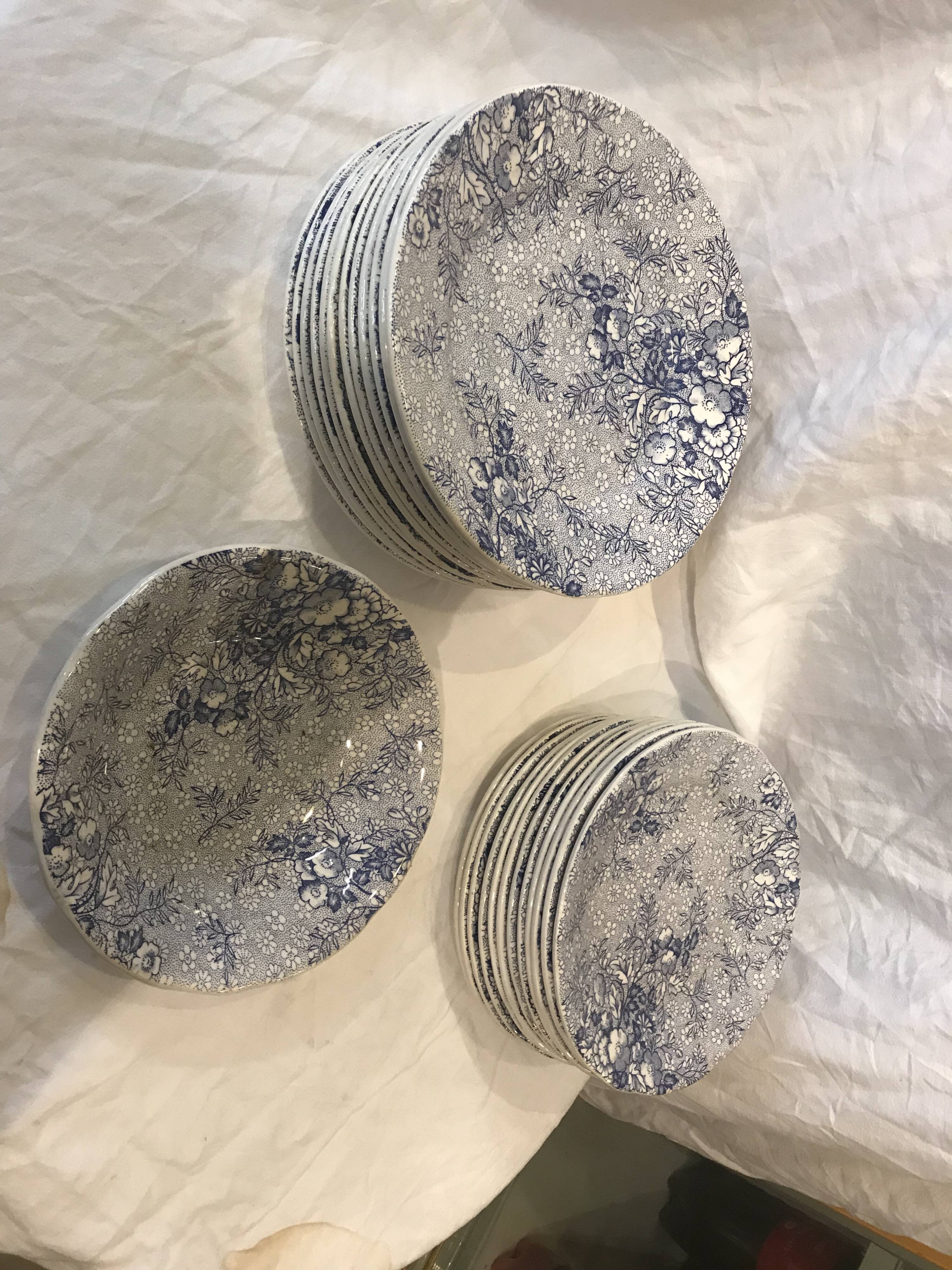 Series of 25 plates Italian