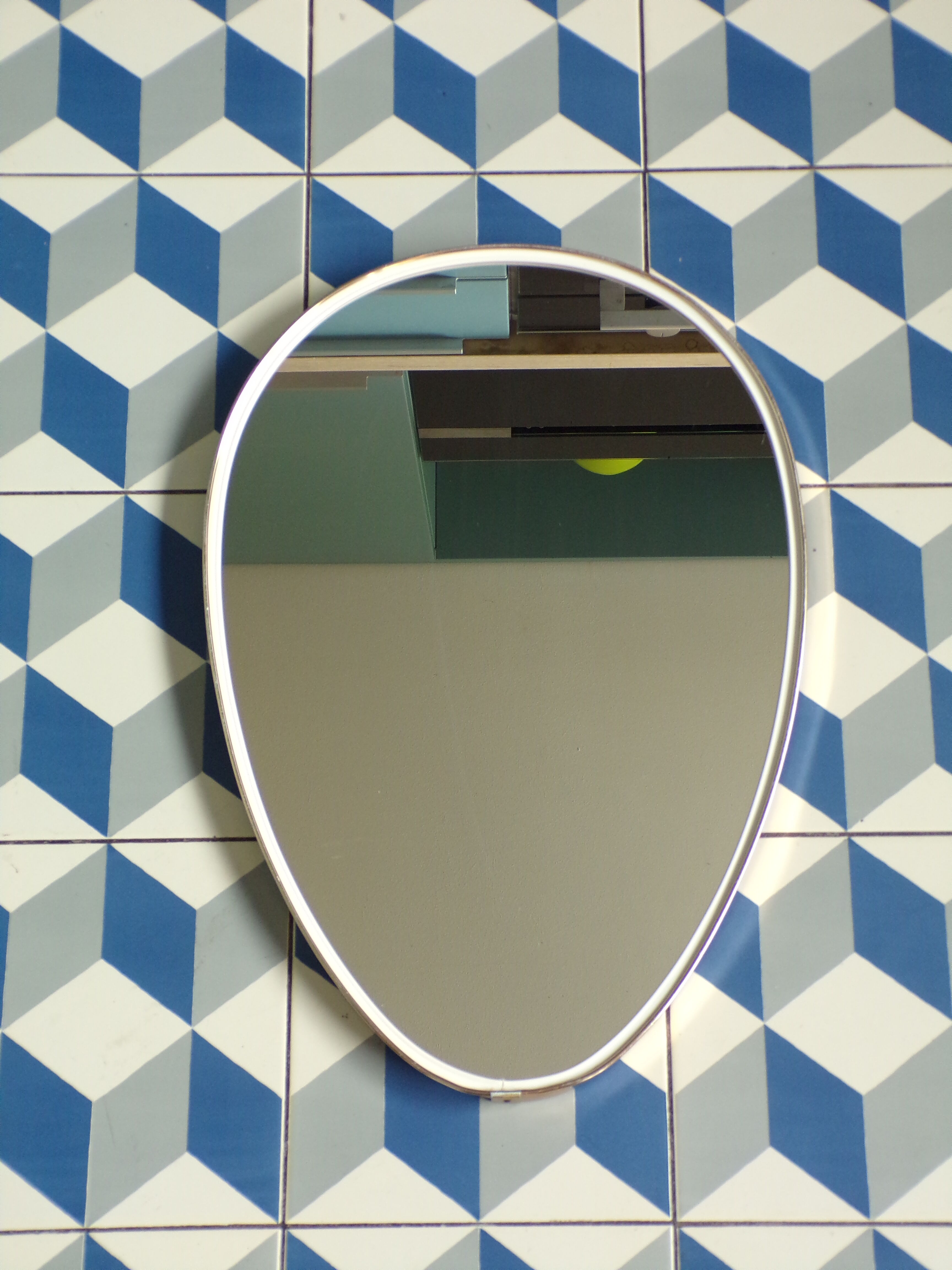 Vintage egg mirror 33x48cm