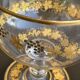 Coupe en verre à décor de vigne dorée