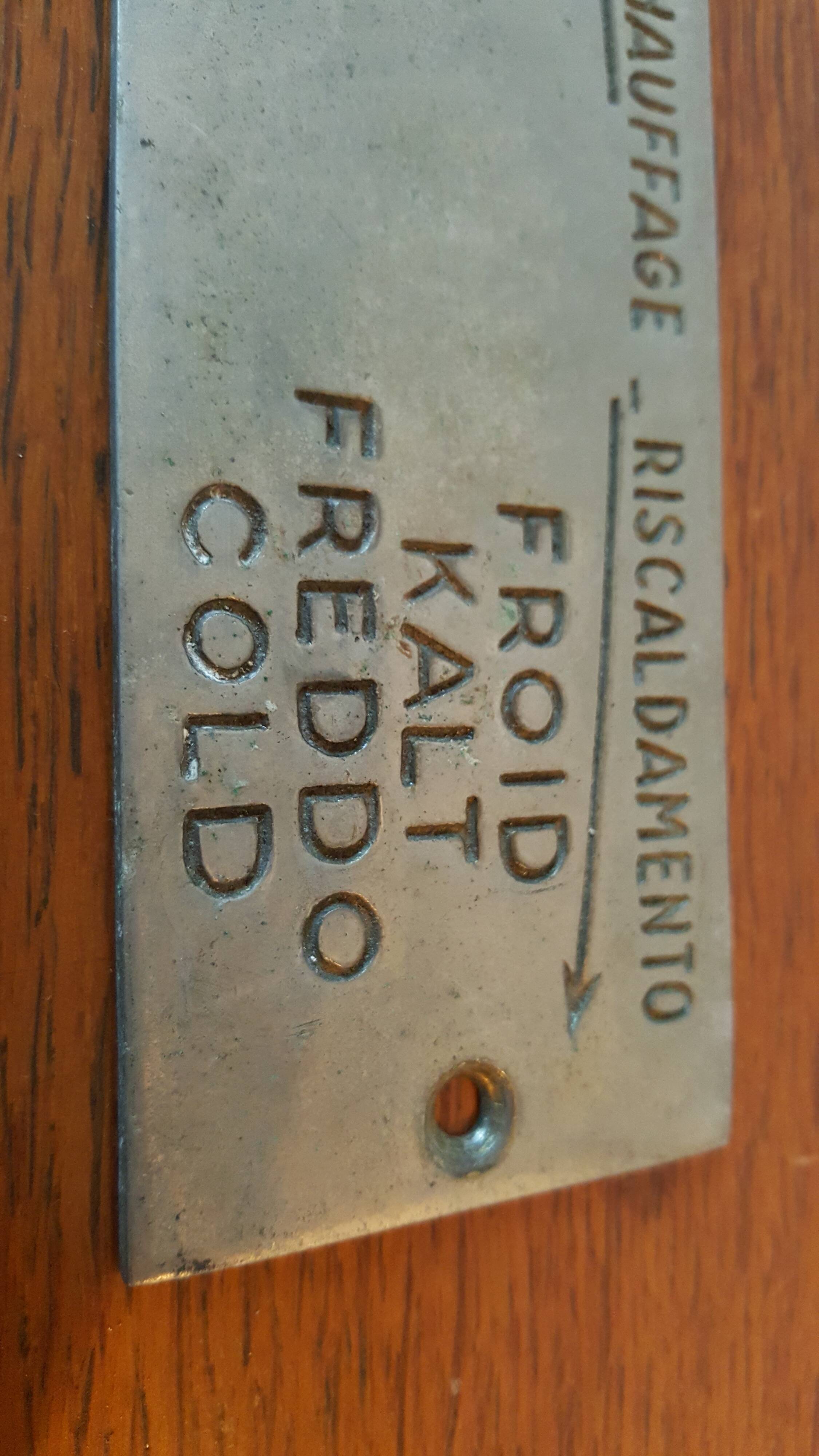 Plaque métallique signalétique chauffage eau chaude eau chaude froide hôtellerie