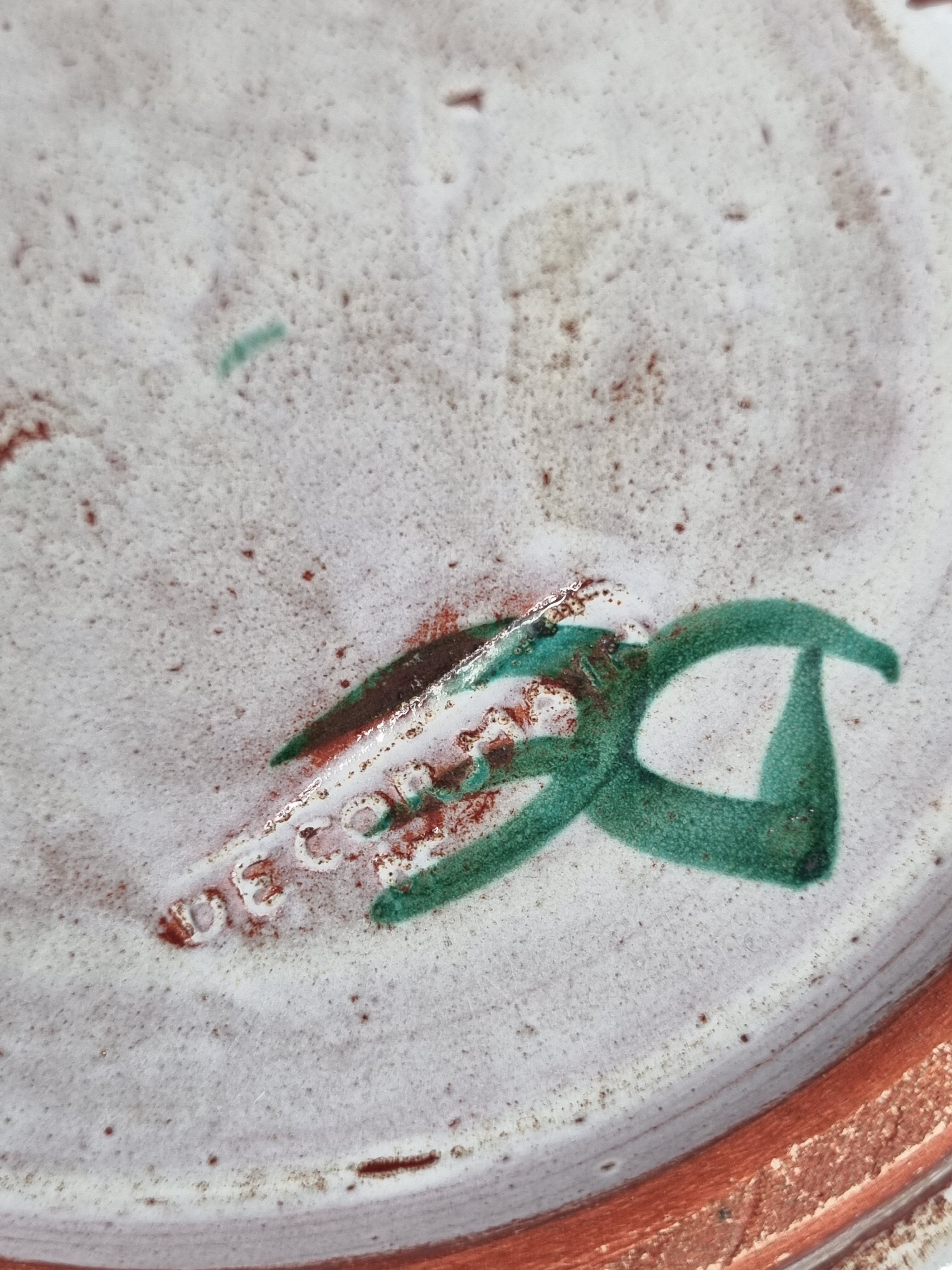 Ceramic dish with thistle decoration by Daniel Etienne, 31 cm