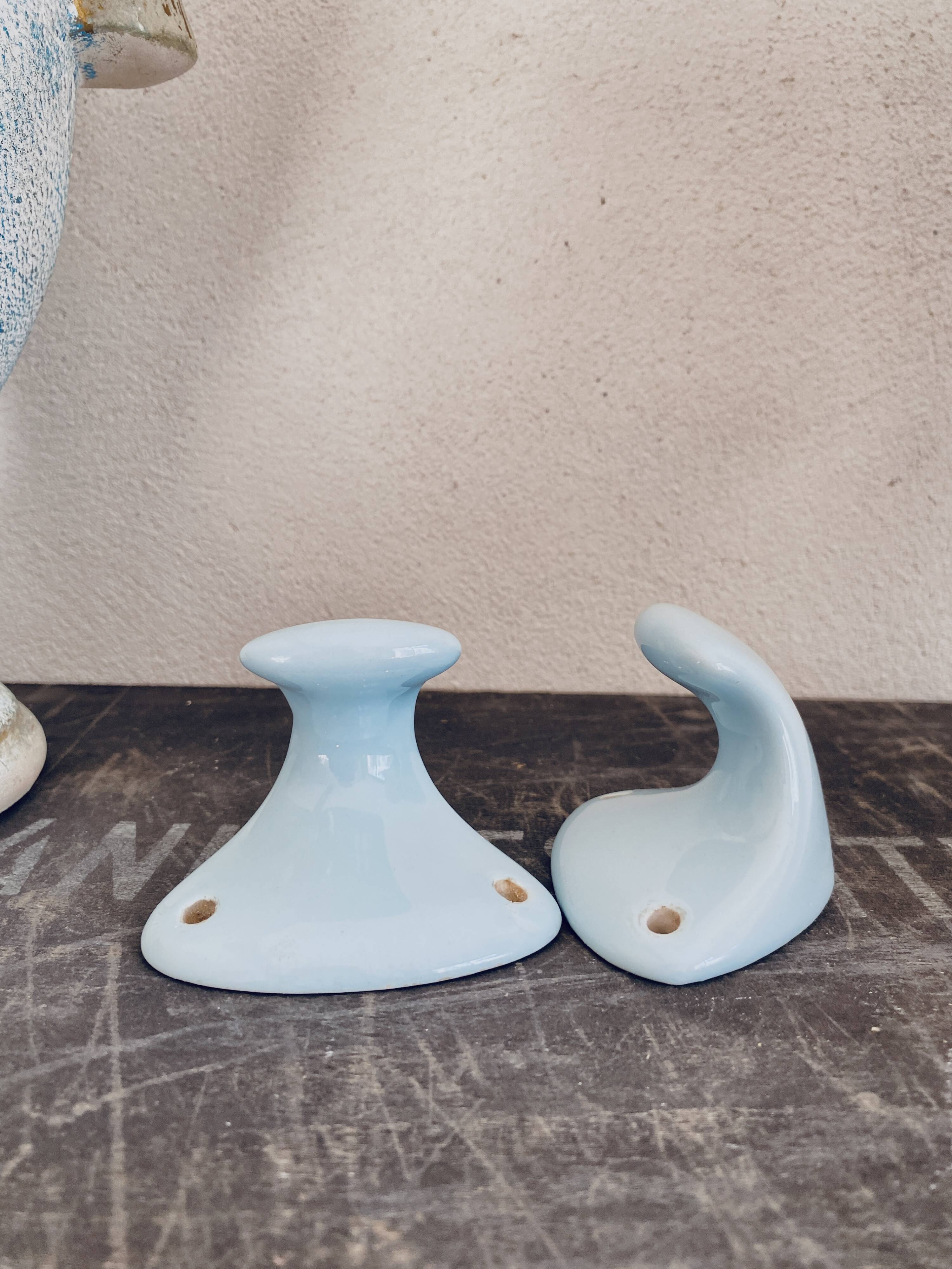 Duo porcelain coat hooks