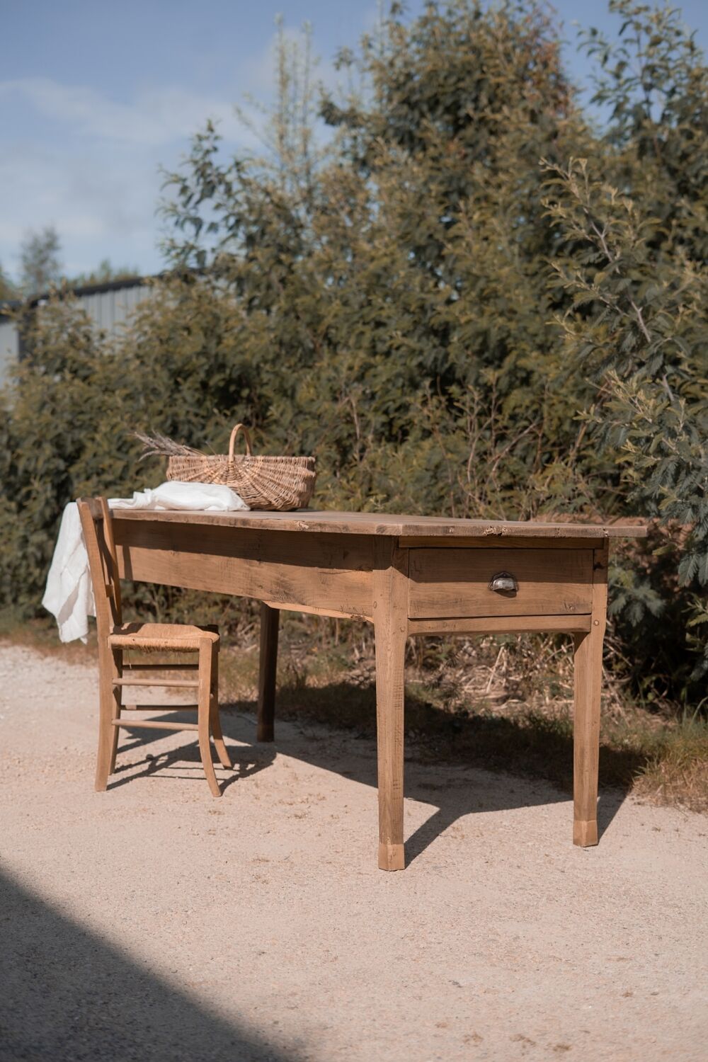 Table de ferme rénovée