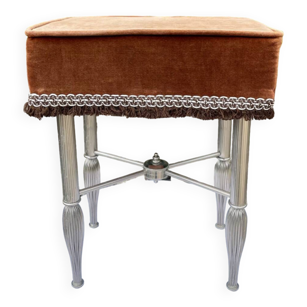 Charmant tabouret en velours marron et métal chromé
