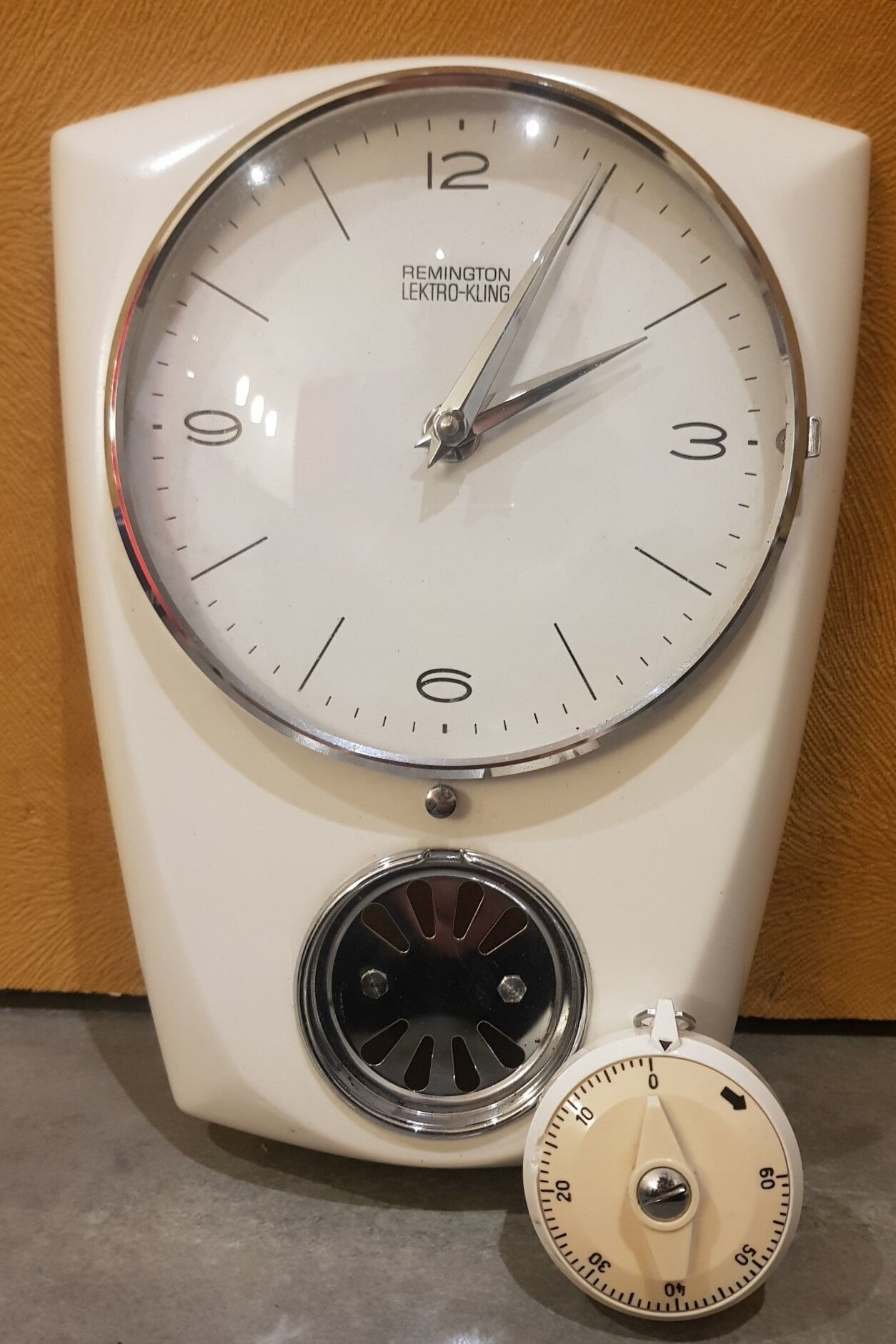 Remington kling-lektro kitchen clock