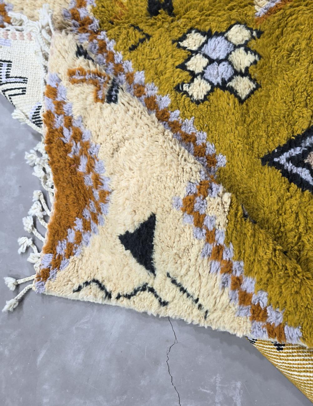 Berber carpet from Morocco - 303 x 253 cm