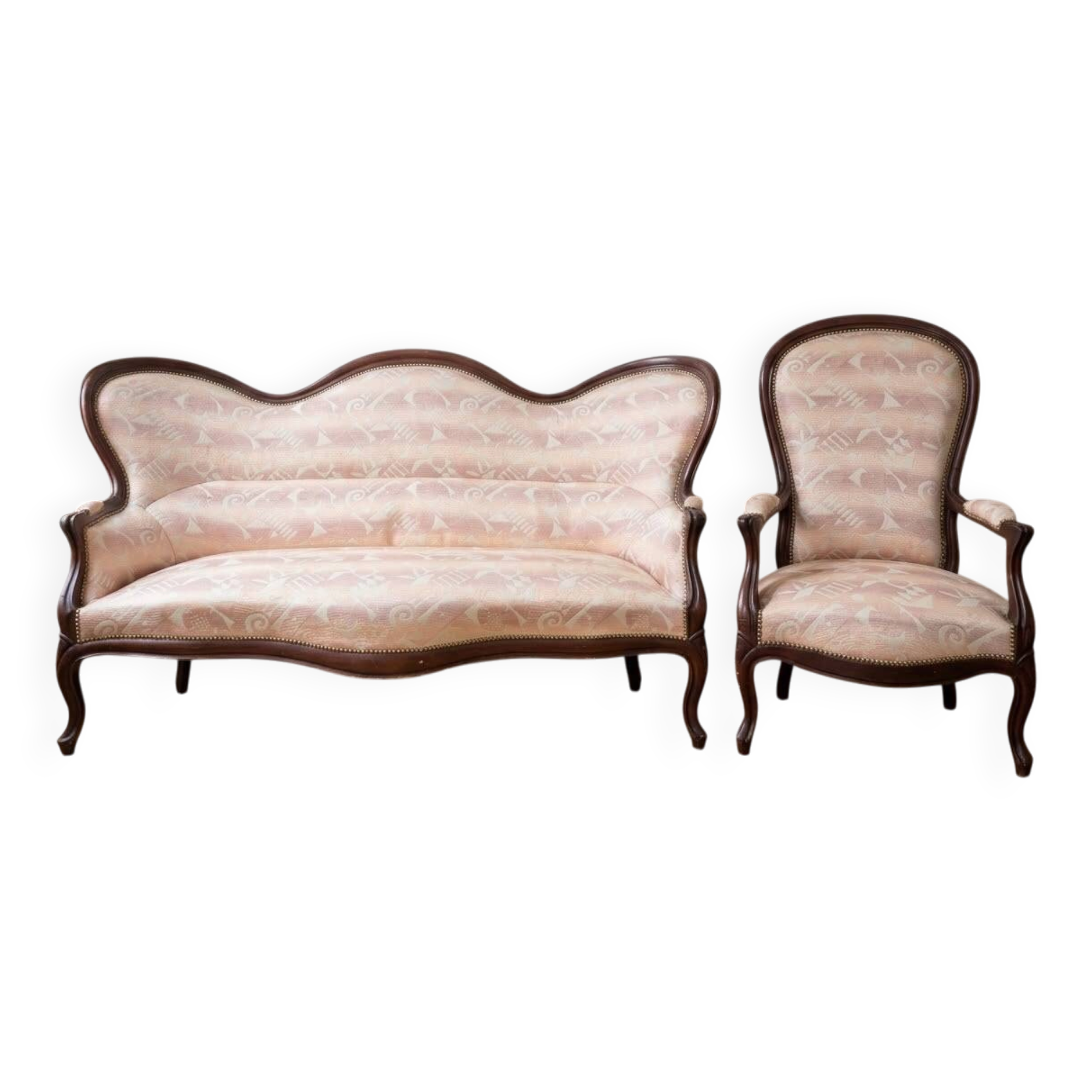 Living room set: Louis XV sofa and armchair in wood and pink fabric.