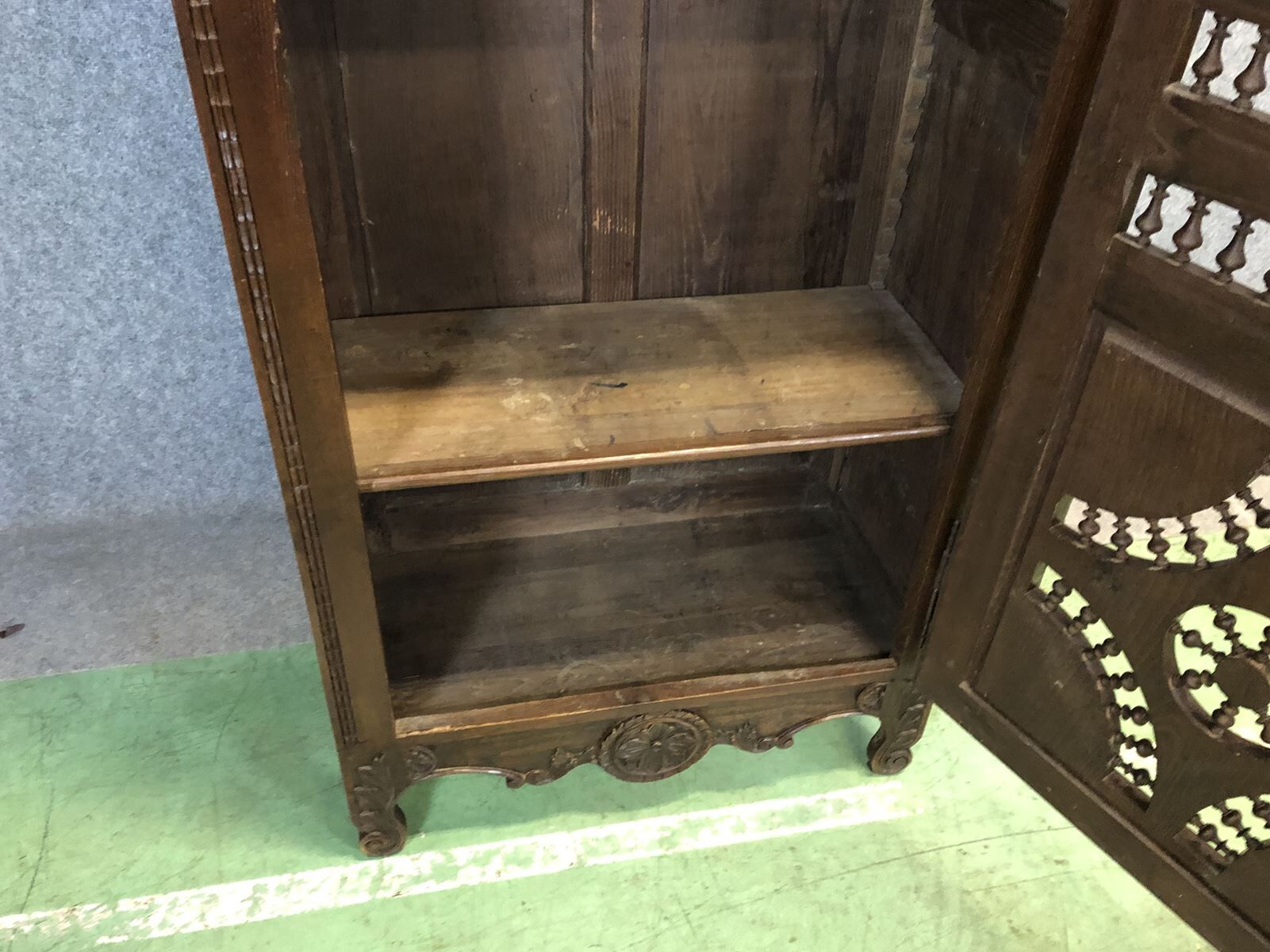 Breton chestnut hat early 20th