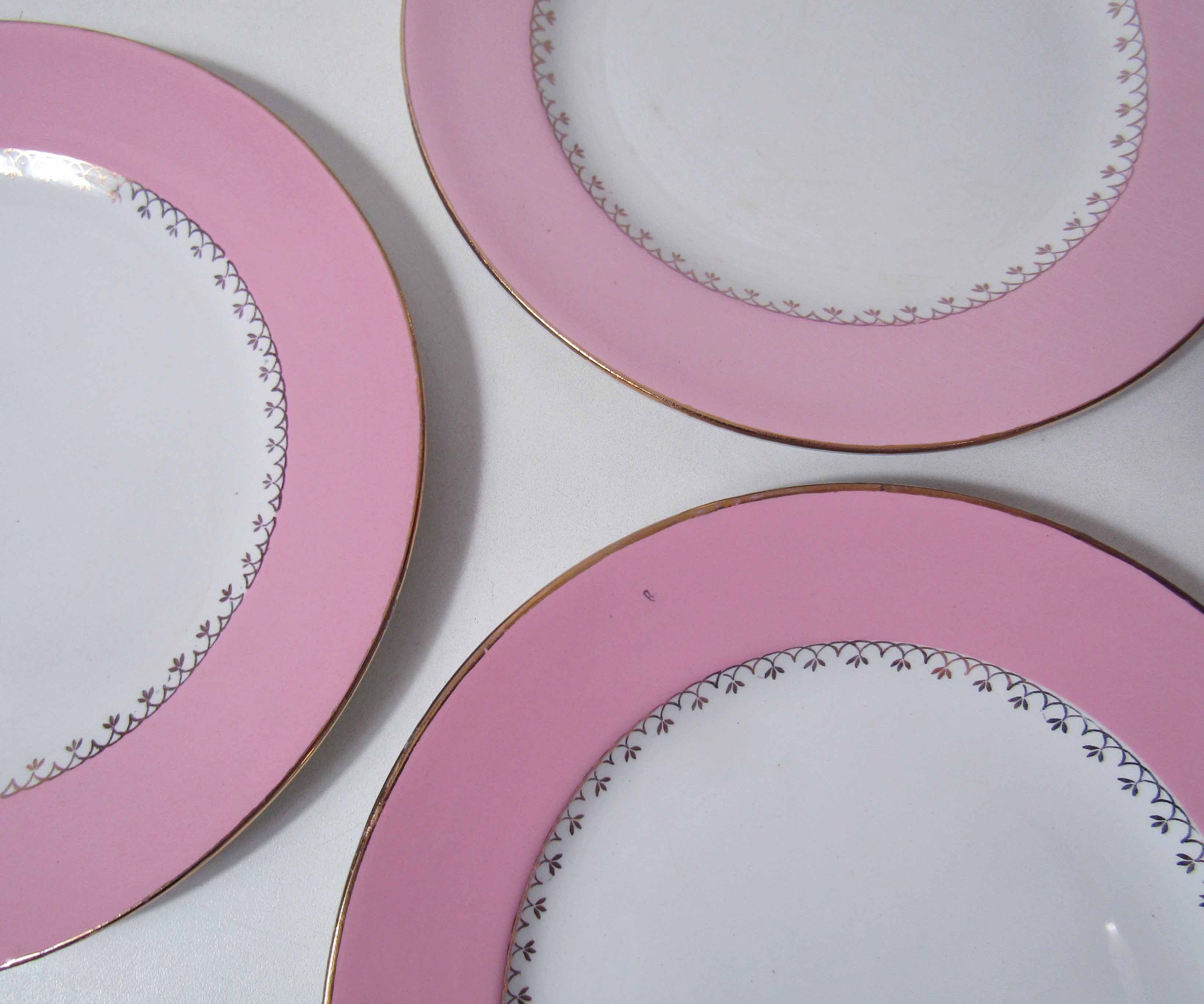 6 flat plates the pink and gold Amandinoise Saint Amand